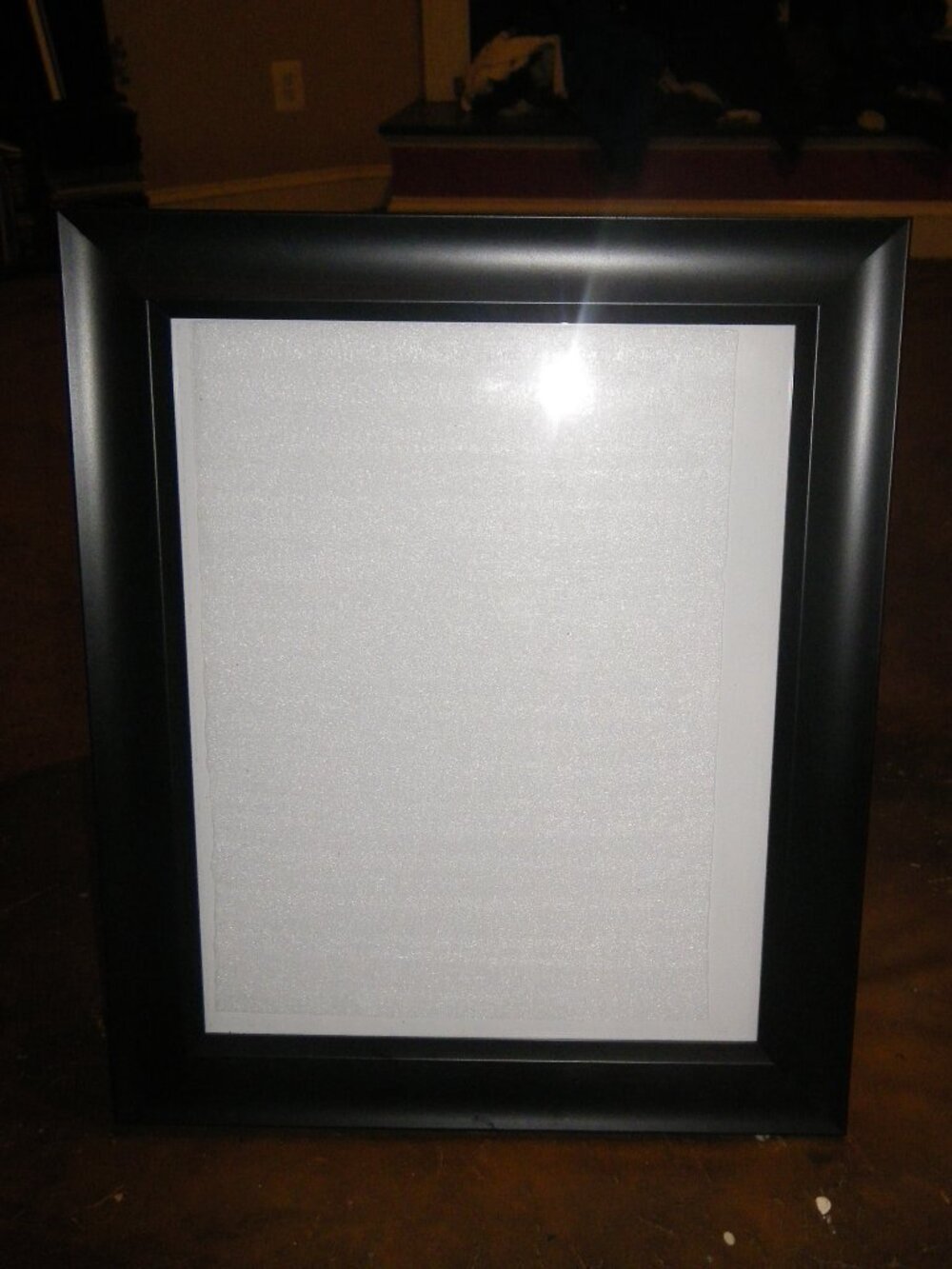 Modern Style Black Wooden Frame For 8” x 10” Photograph